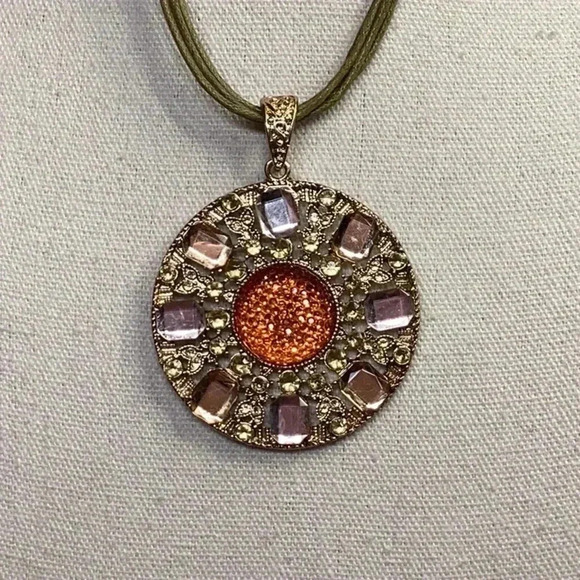 Gold Orange Green Necklace Corded w/ Rhinestone Bling Pendant & Earrings Set - Picture 2 of 4